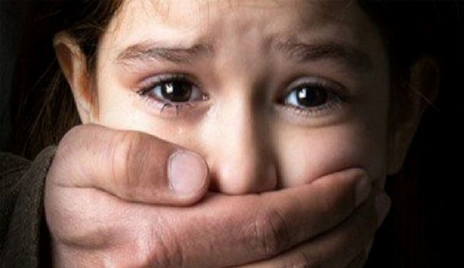 دو کتاب تپلی به بدنم دست نزن و بدن من مال خودمه + لینک مستقیم دانلود